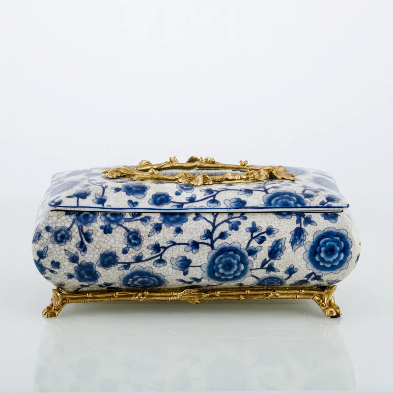 Classical blue and white ceramics with copper tissue box Chinese living room coffee table villa soft decoration art paper box