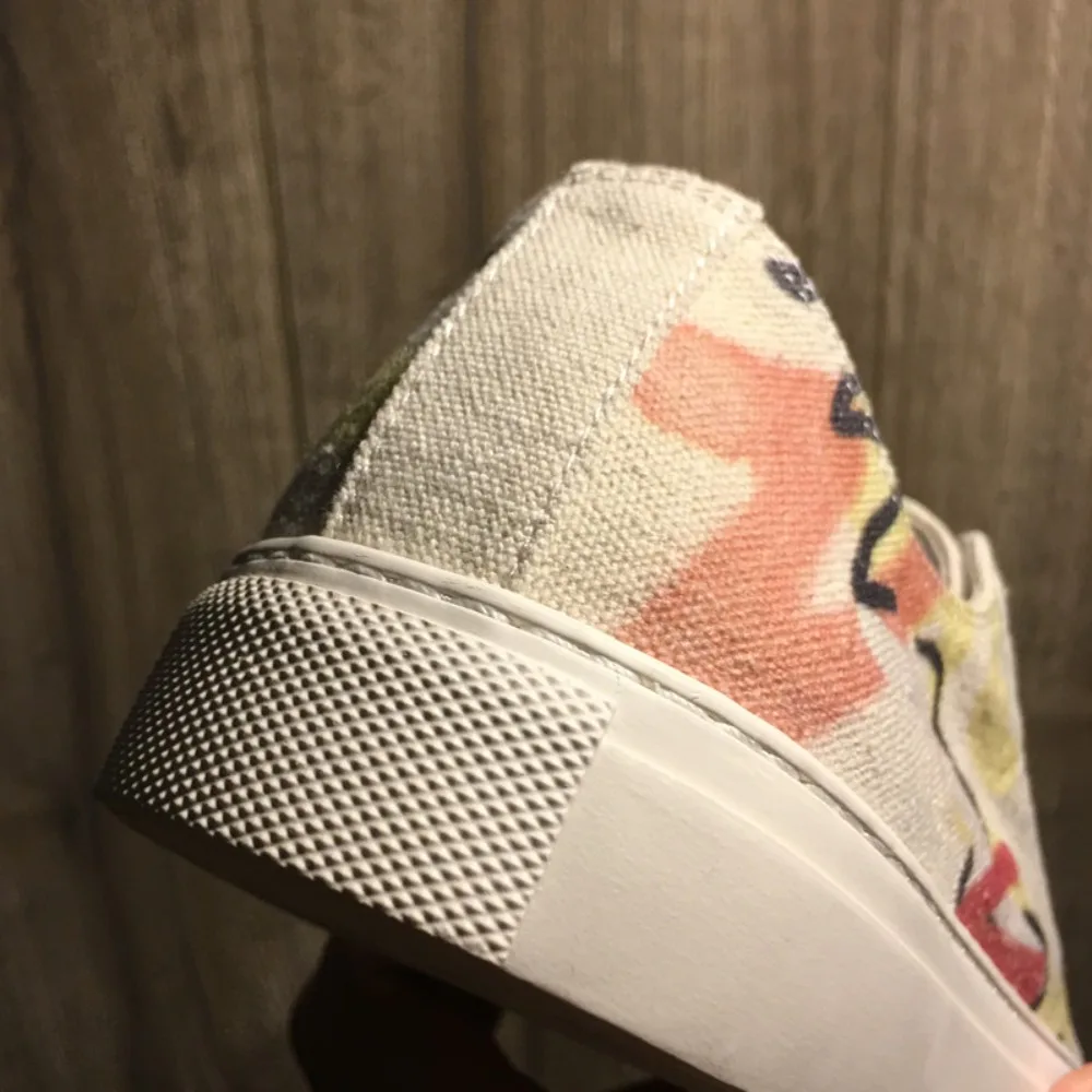 Casual Shoes Summer Breathable Fabric Shoes, Low-Top Trendy Footwear suitable for both men and women luxury Sneakers view 6