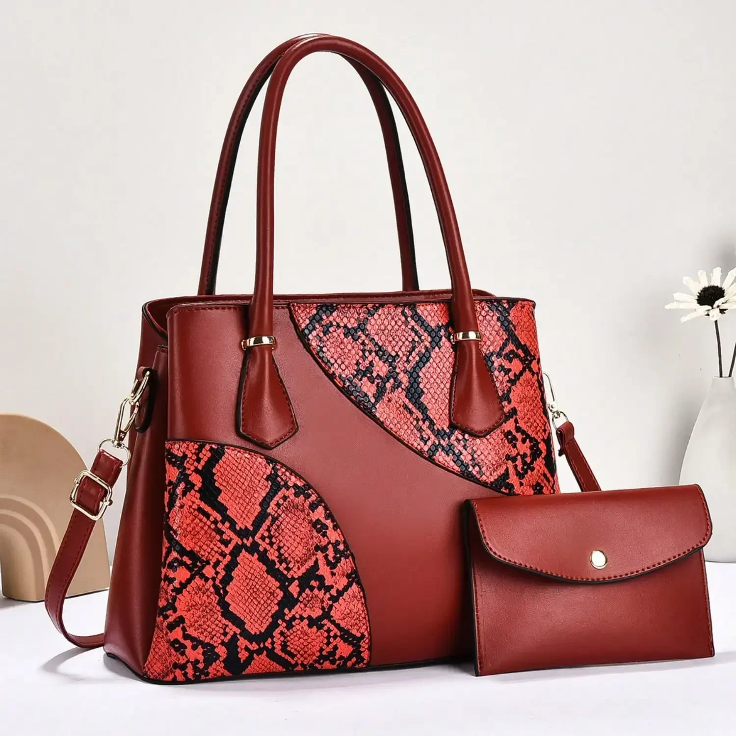 2026 New Snake Print Tote Bag Fashion Letter Patchwork Stylish Luxury Casual Commuter Handbag