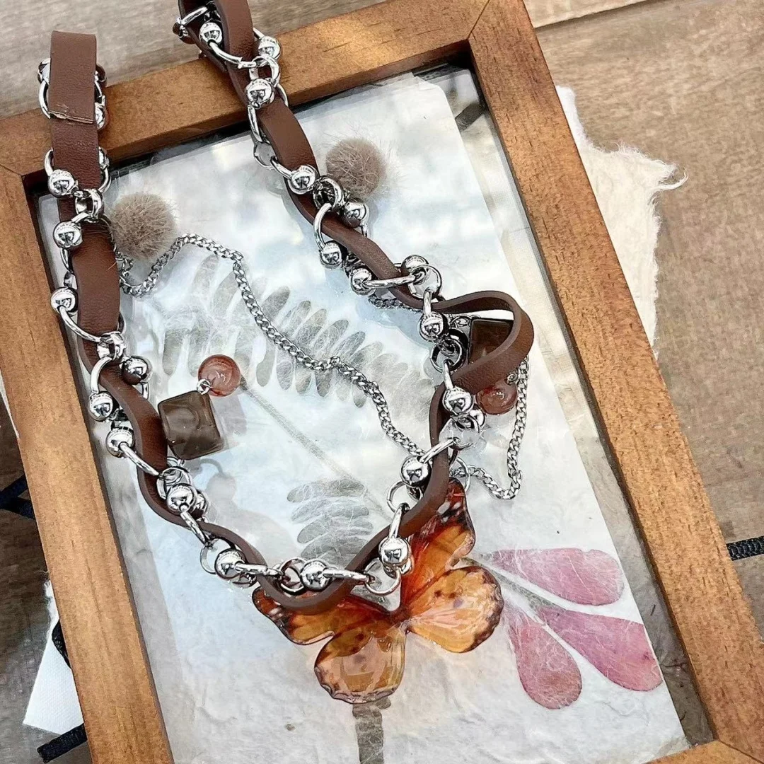 

DUTRIEUX New Trendy Retro Maillard Style Butterfly Pendants Lockbone Collares Chain Charm Punk Goth Y2K Choker Necklace Jewelry