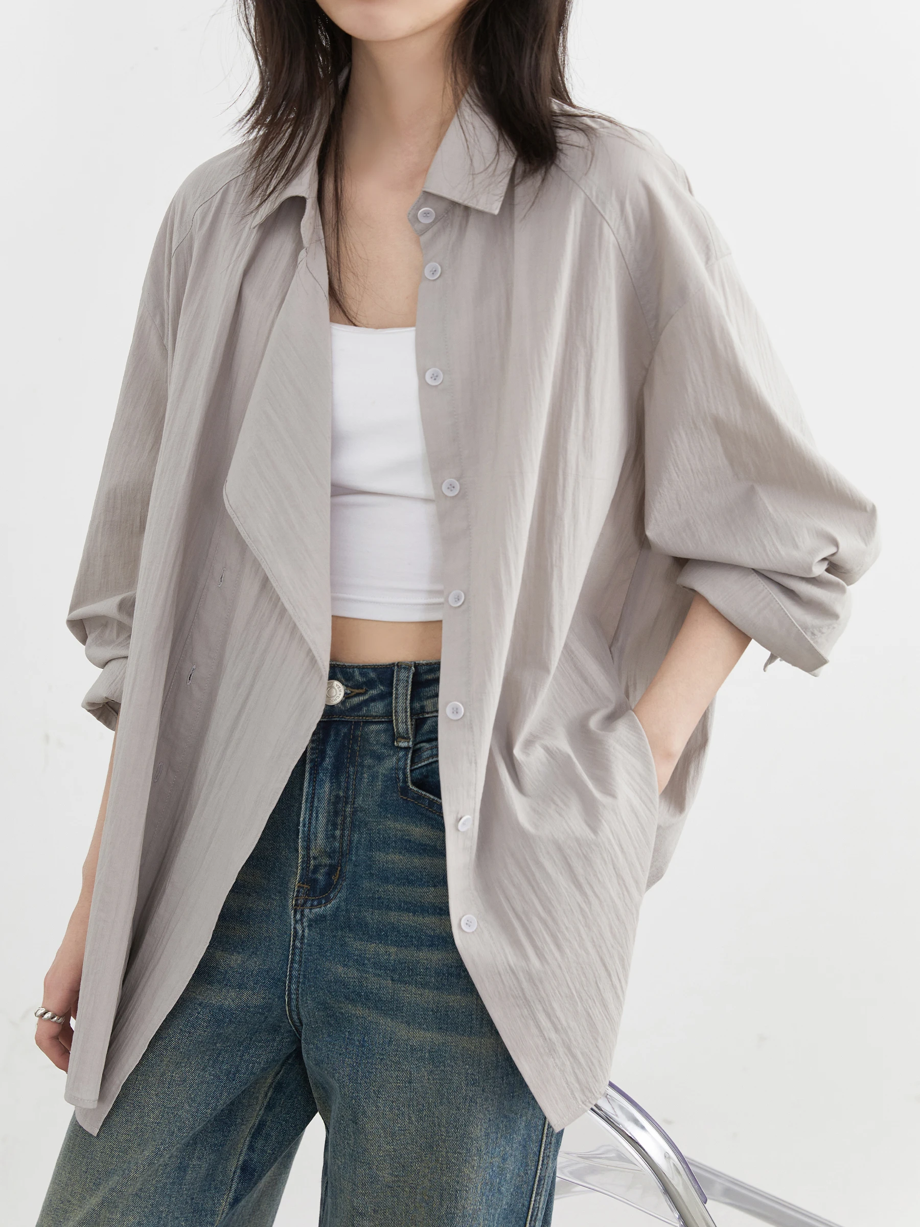 شيك فين قميص نسائي كوري غير رسمي فضفاض بأكمام طويلة غير متماثل بلوزات واحدة الصدر معطف نسائي رقيق لربيع وصيف 2025