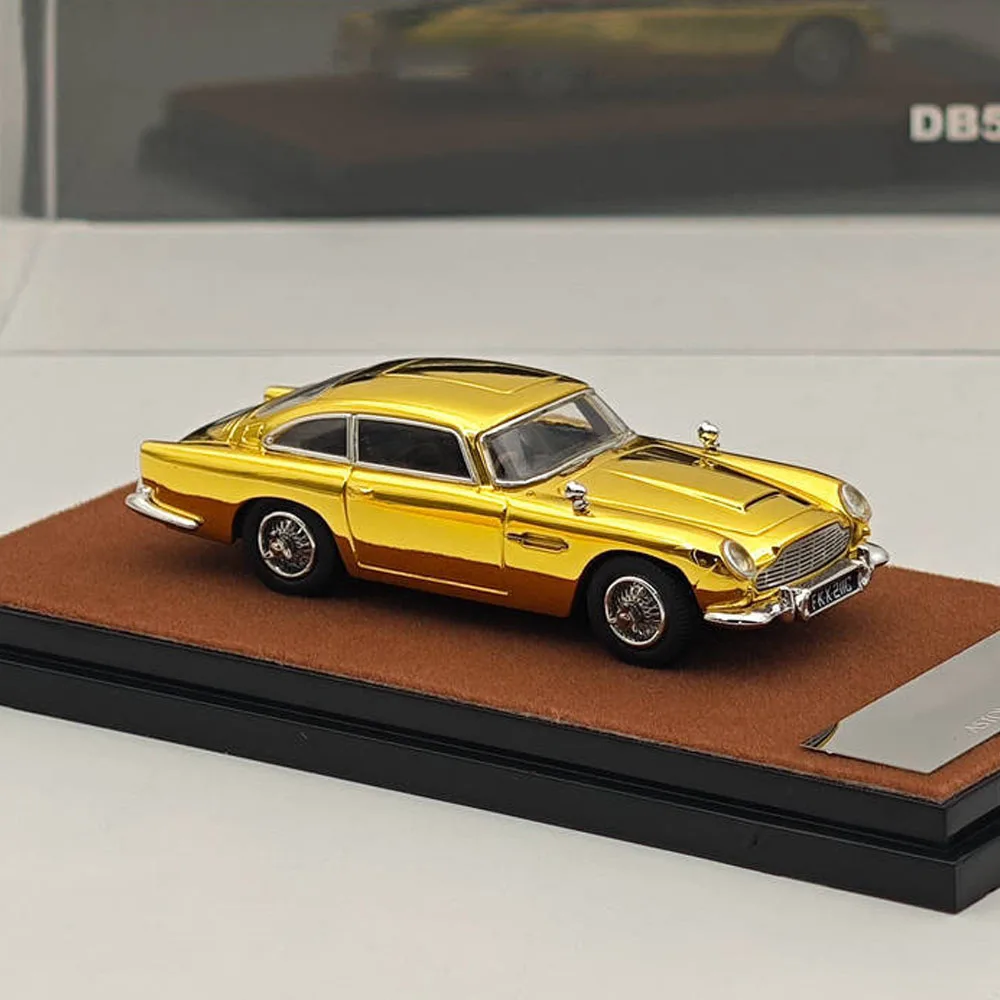 

Diecast Alloy 1:64 Scale DB5 Limited Edition Golden Cars Model Adult Toys Nostalgia Classics Souvenir Gifts Static Display