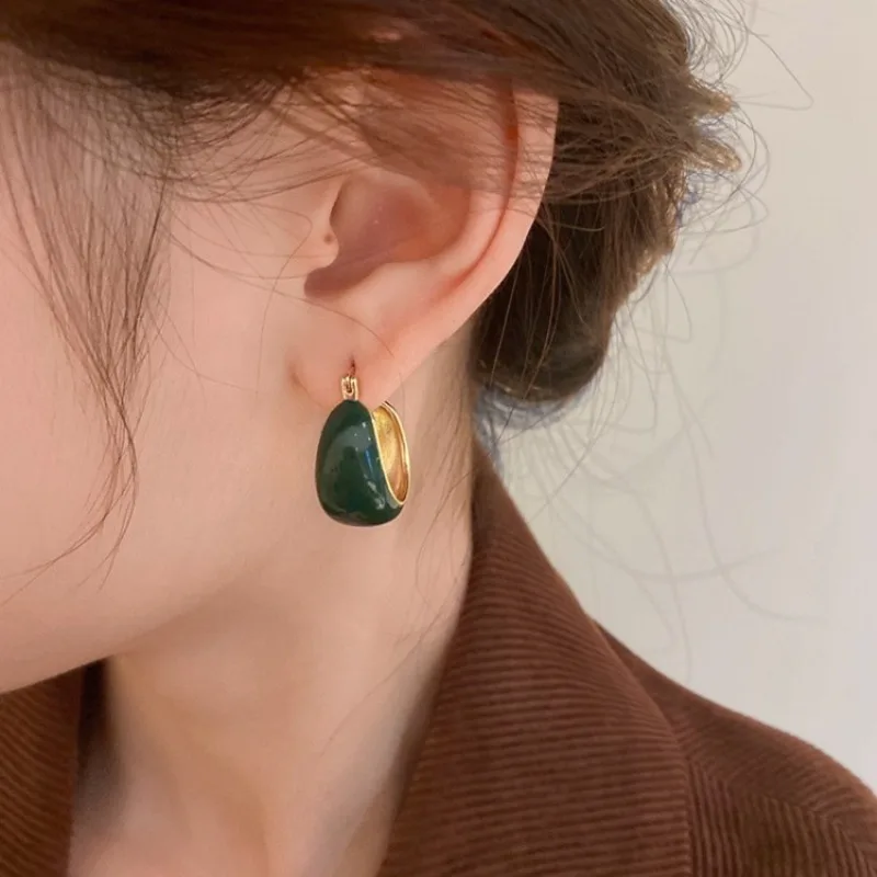 Unique Geometric Diamond-shaped Cat's Eye Stone Earrings Trendy Fashionable Versatile Accessory Help Slim Your Face 2026 New Fr