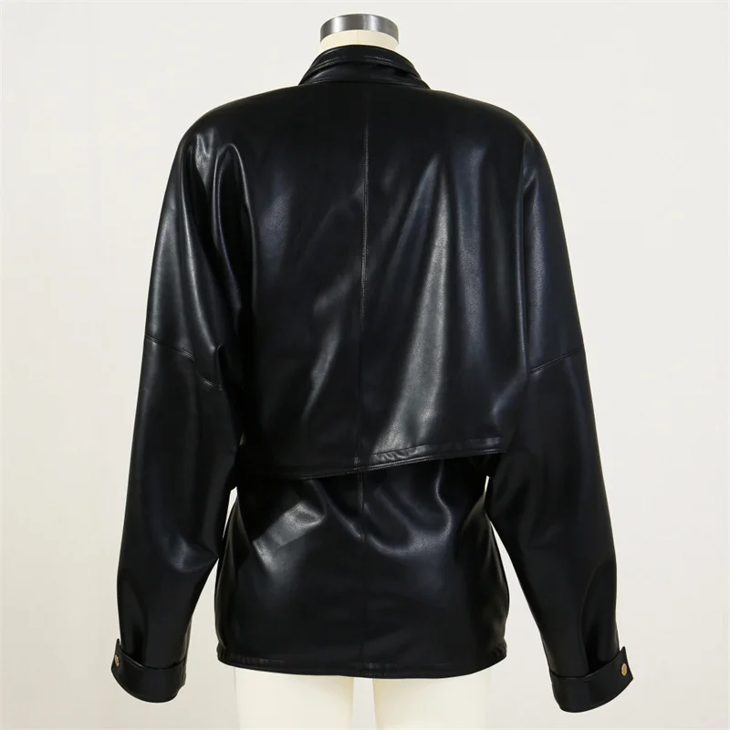 Damen-Lederjacke. Neues, asymmetrisches Bund-Slim-Fit-Langarm-Top für den Herbst 2025. Damenmantel aus Kunstleder y2k