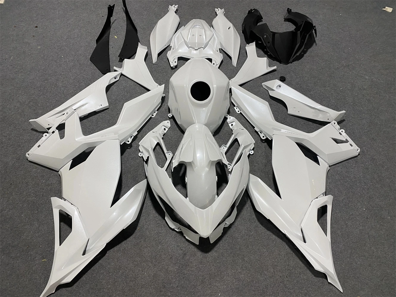 

Для Ninjia 400 EX400 комплект обтекателя для всего тела, литье под давлением из АБС-пластика, полный обтекатель Ninja400 EX400 2018 2019 2020 2021 2022 2023