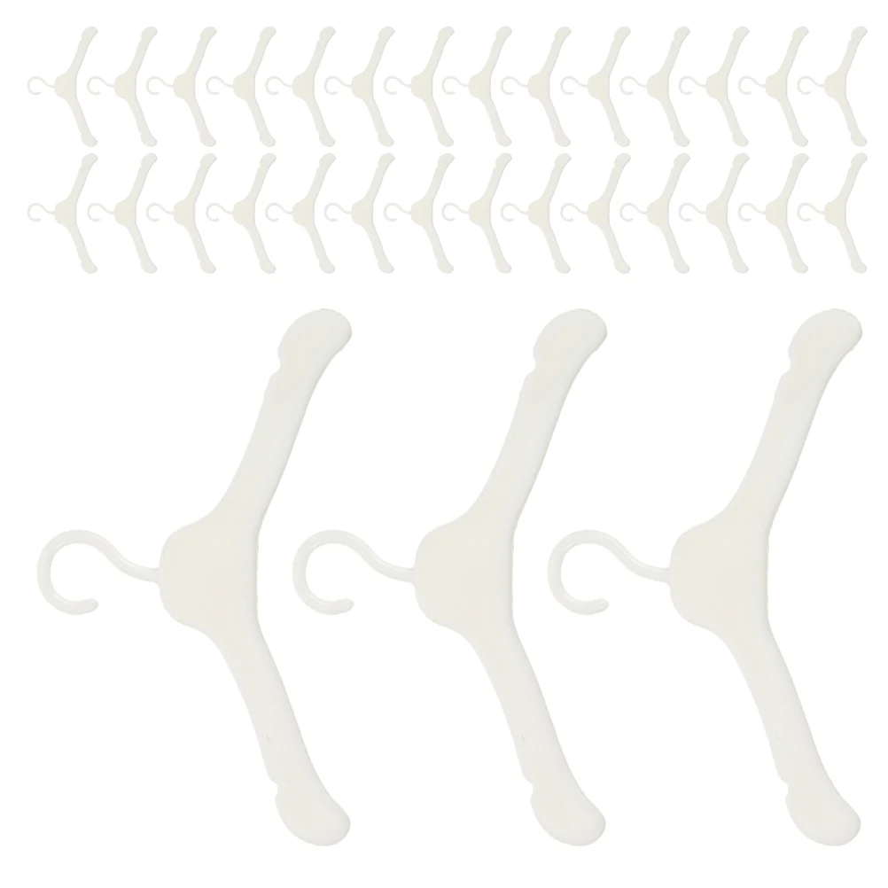 80Pcs Miniature Apparel Hangers Plastic Coat Hangers for Dollhouse Accessories Easy Installation Dollhouse Accessories