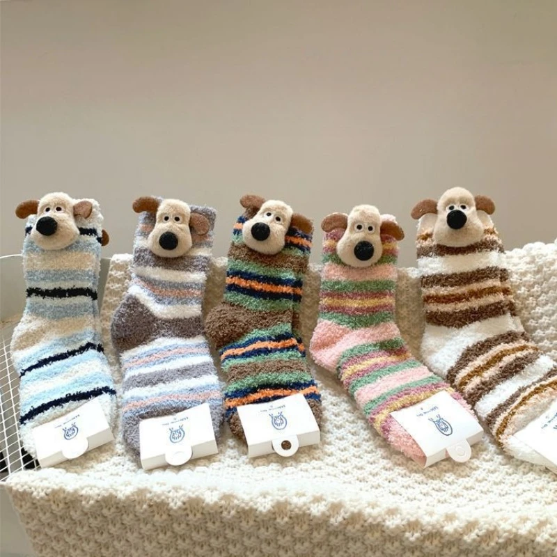 

1/5 пары милых полосатых впитывающих пот повседневных носков для женщин на осень-зиму, теплые толстые носки средней длины с героями мультфильмов