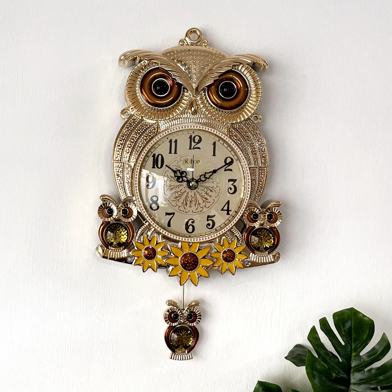 Owl Wall Clock Creative Clock Bedroom Korean Children's Room Silent Swinging Decoration Wall Watch