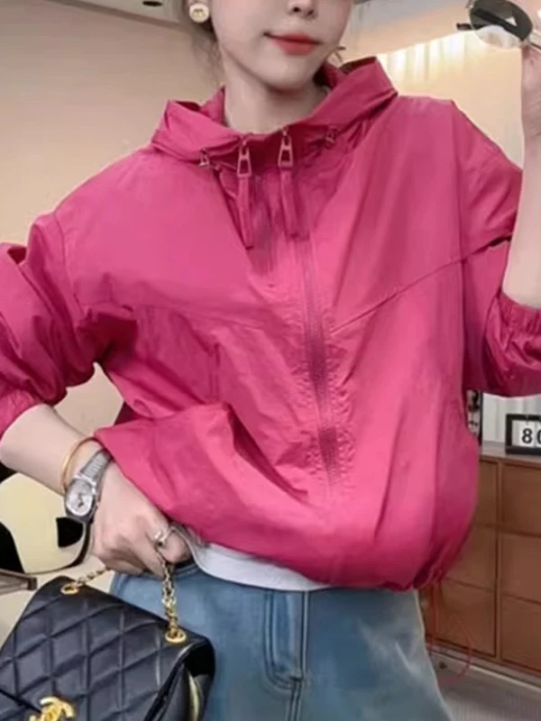 

Женская короткая куртка с капюшоном на молнии для защиты от солнца, тонкая повседневная верхняя одежда с двойной молнией, защита от УФ-излучения, летняя новинка, маленький размер