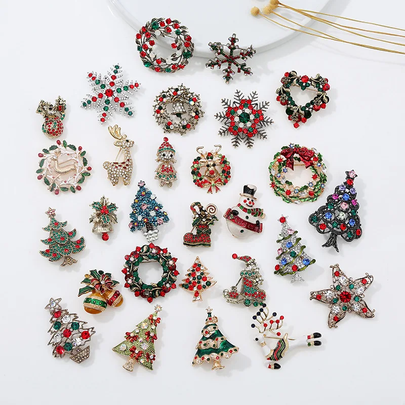 Cute Christmas Brooch Santa Claus Collar Cap Pin Tree Badge Alloy Party Accessories Scarf Buckle Bag Clip Jewelry Gifts Children