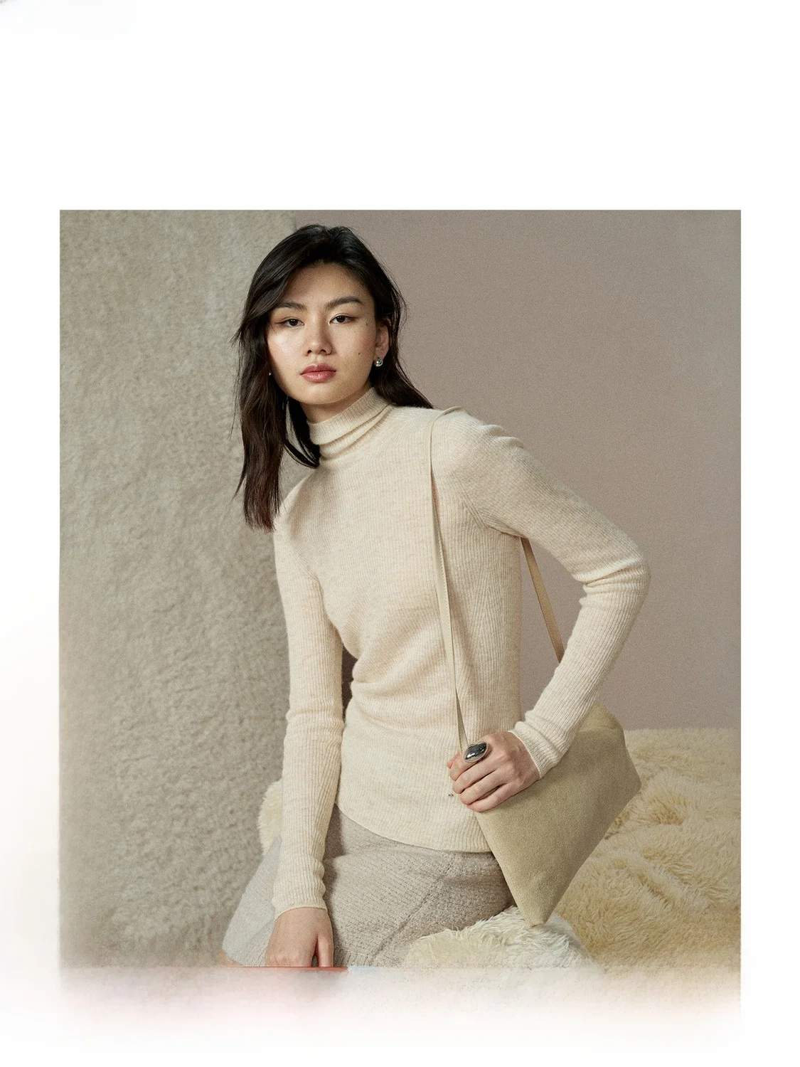 

ZhiZhi Gentle Knitted Alpaca Wool Sweater Slim Fit Comfortable Soft Long Sleeve Base Shirt Women's Business Casual Pure Color