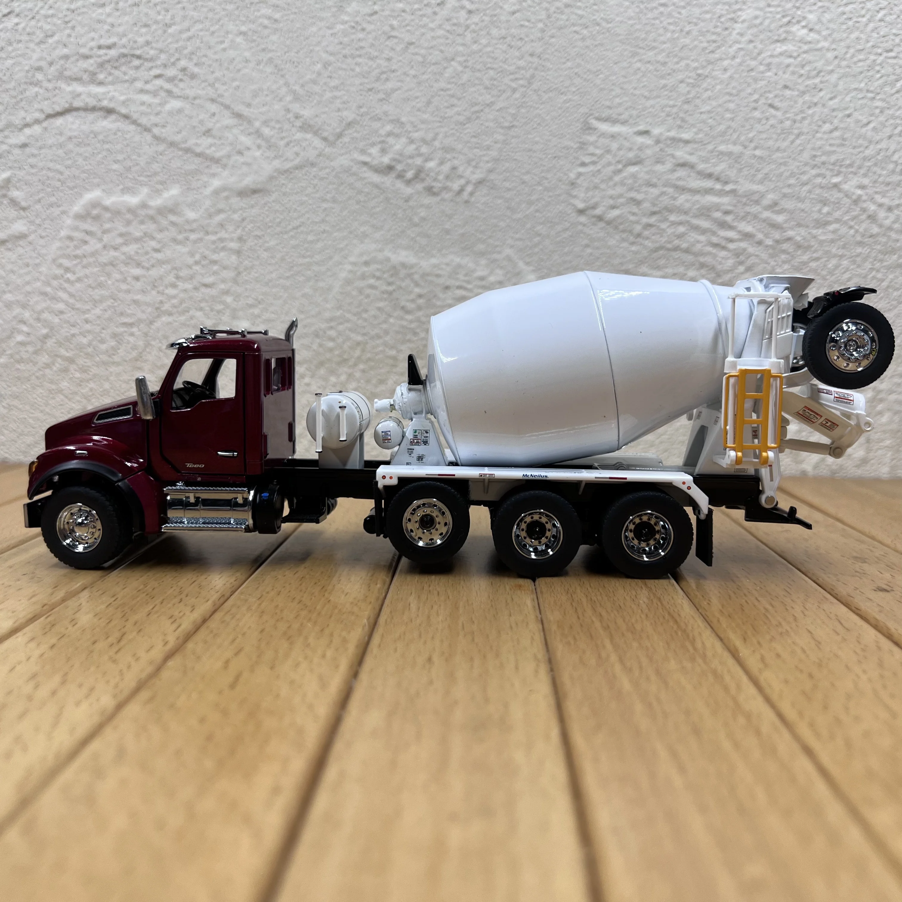 다이캐스트 체중계 켄워스 T880 믹서 트럭 합금 자동차 모델, 수집용 장난감 선물, 기념품 전시 장식품, 1:50