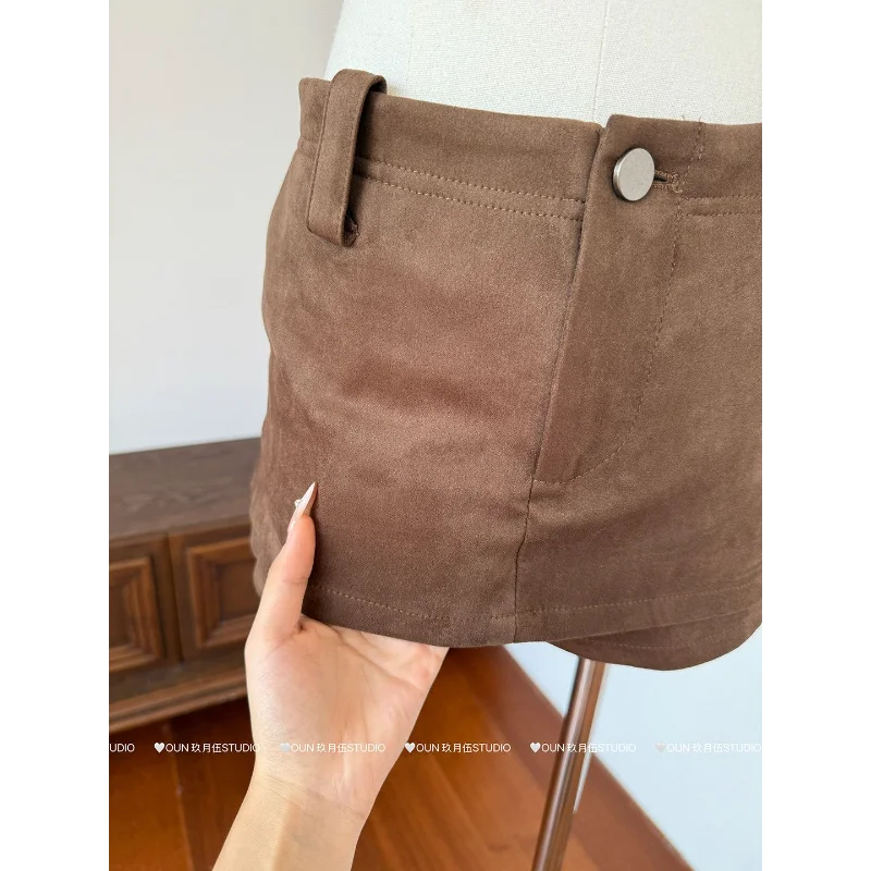 

Women's 2025 New Fashion Solid Color A-line High-waist Slim Hip-hugging Denim Skirt with Button Pockets