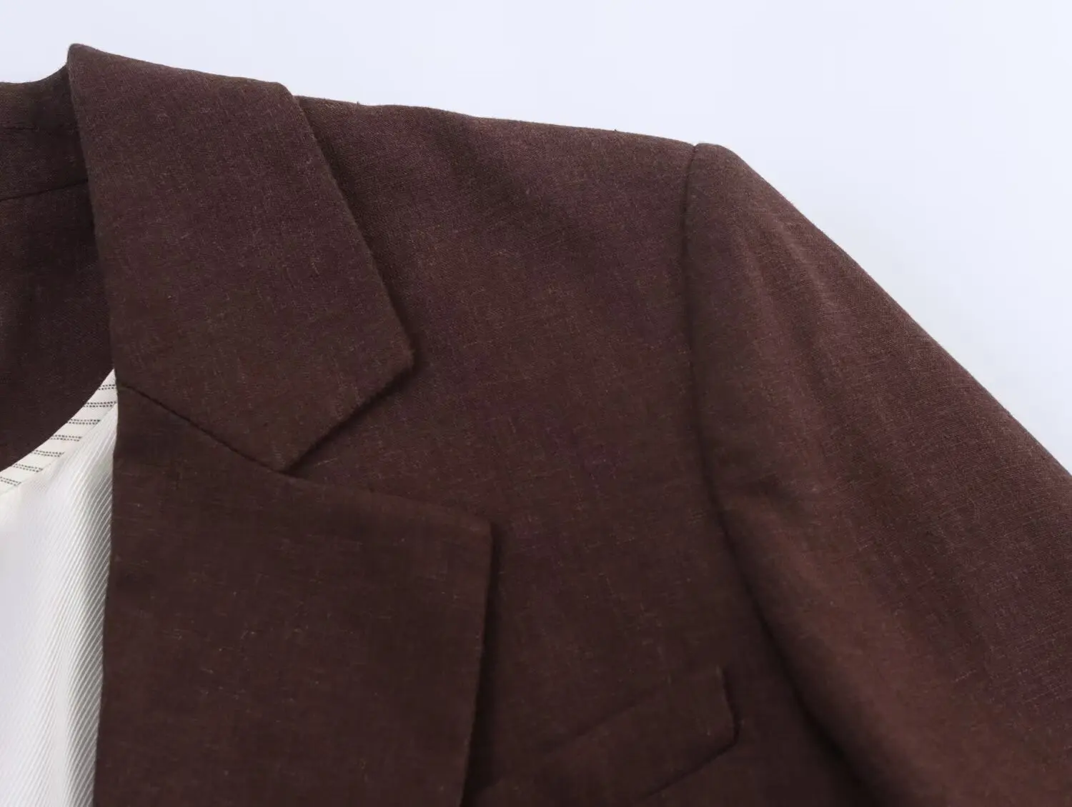 Tidalyf 2025 جديد امرأة بدلة على الموضة سترة العميق الخامس الرقبة زر واحد قصيرة الأكمام أبلى أنيقة أنيقة للمرأة في الخريف #4