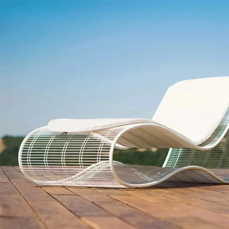 

Outdoor Modern Sun Luxury Villa Pool Loungers Chairs Patio Furniture Set