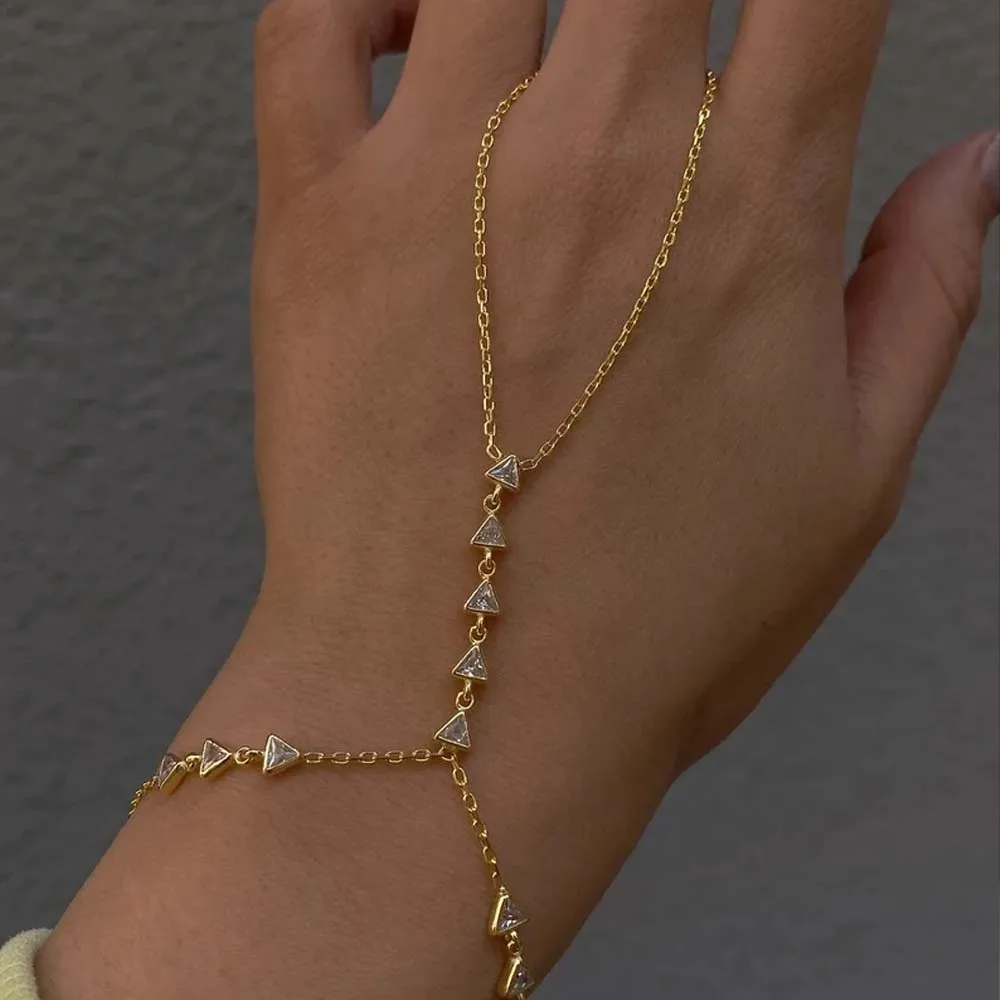 

Stonenfans Triangle Bracelet Y2k Charm for Women 2024 Rhinestone Fashion Wedding Jewelry Bride Hand Chain Decoratons Party Gifts