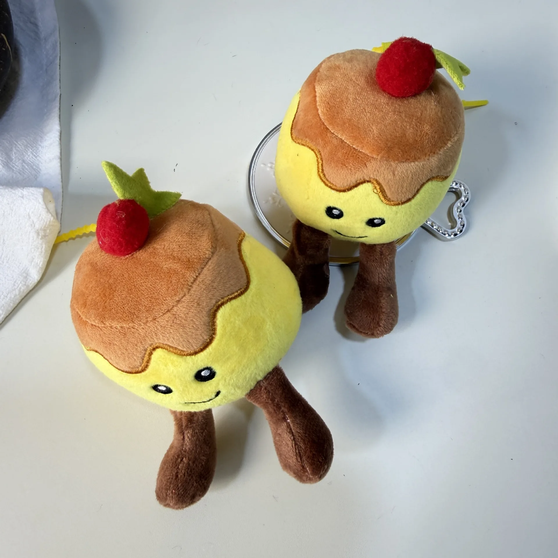 Cute Delicious Caramel Pudding Plush Keyring Charms Simulation Japanese Pudding Plush Stuffed Keyring For Backpack Decor Gift