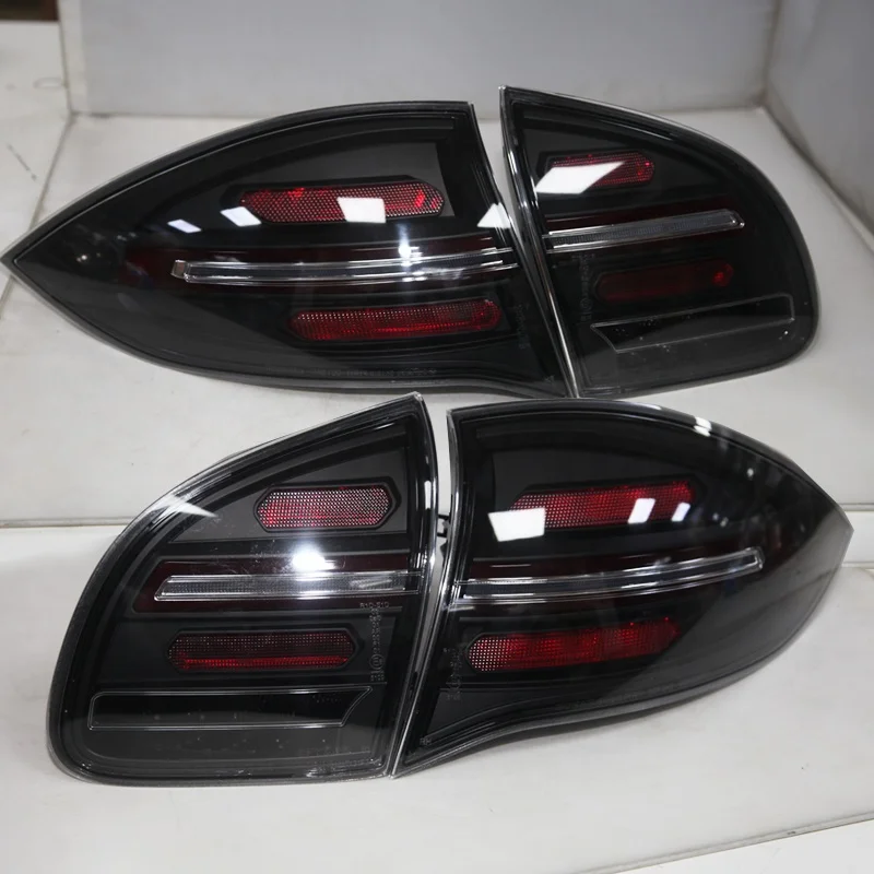 Video Car Bumper Tail Light Cayenne Taillight Daytime Light LED 2011~2014y Car Accessories Taillamp Cayenne Rear Light Fog