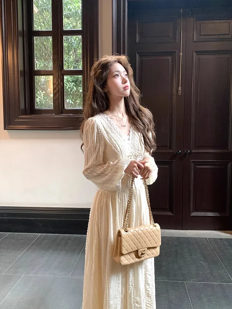 Bohemia Long V-Neck Empire Waist Sleeveless Chiffon Dress Women's Autumn French Vintage Slimming A- Line Dress Ankle-Length 2025
