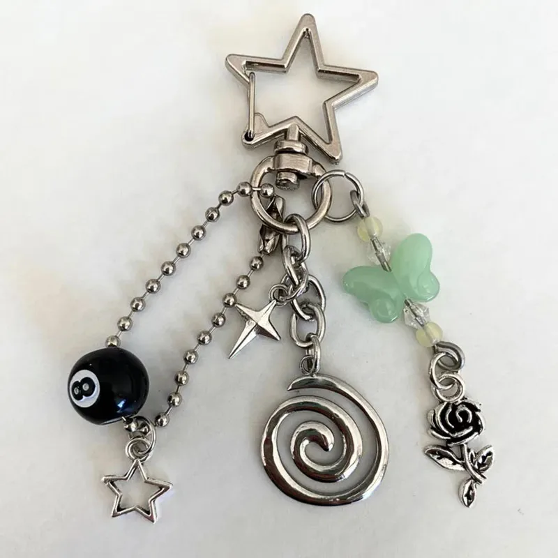 Accesorios estéticos hechos a mano de la mariposa Y2k del llavero de la bola de la espiral 8