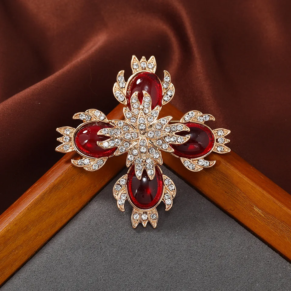 Women Men Vintage Baroque Cross Crsytal Resin Stone Brooches Pins Unisex Classic Retro Fashion Metal Design Badges Brooch Pin