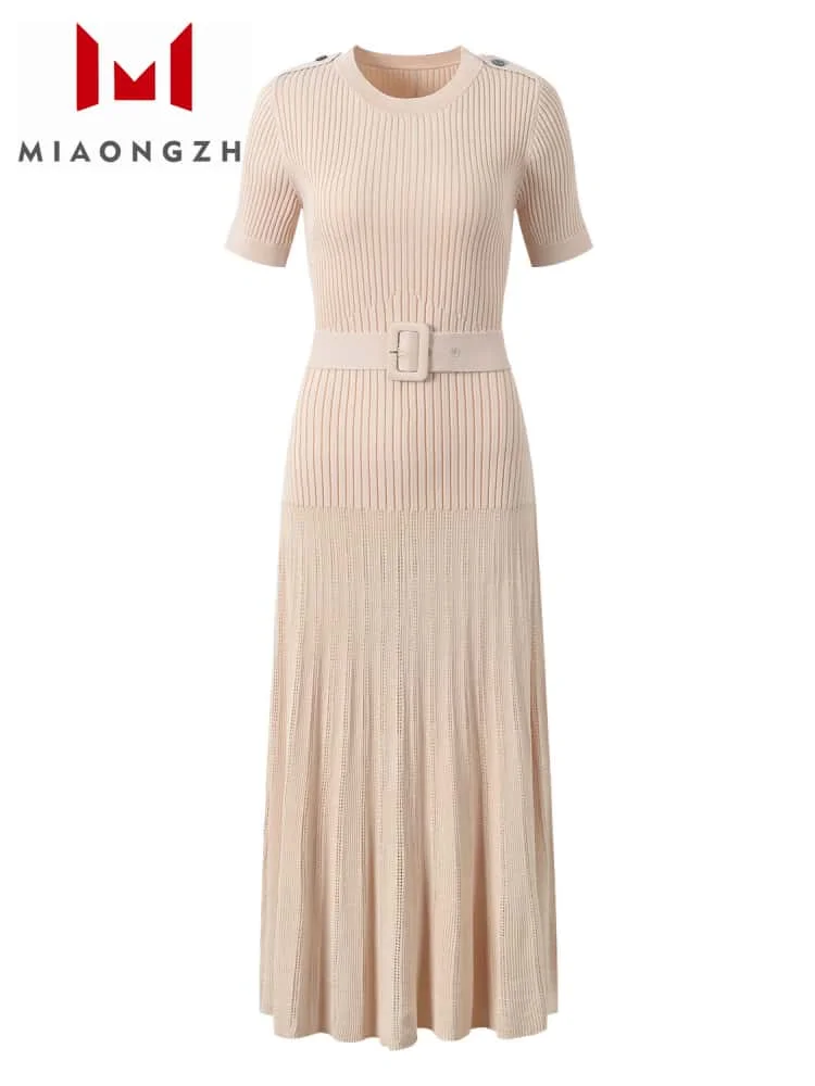 

Solid Color Slimming Maxi Dress Knitted For Women Round Neck Short Sleeve Temperament 2025 New Female Fashion Party Dresses Chic