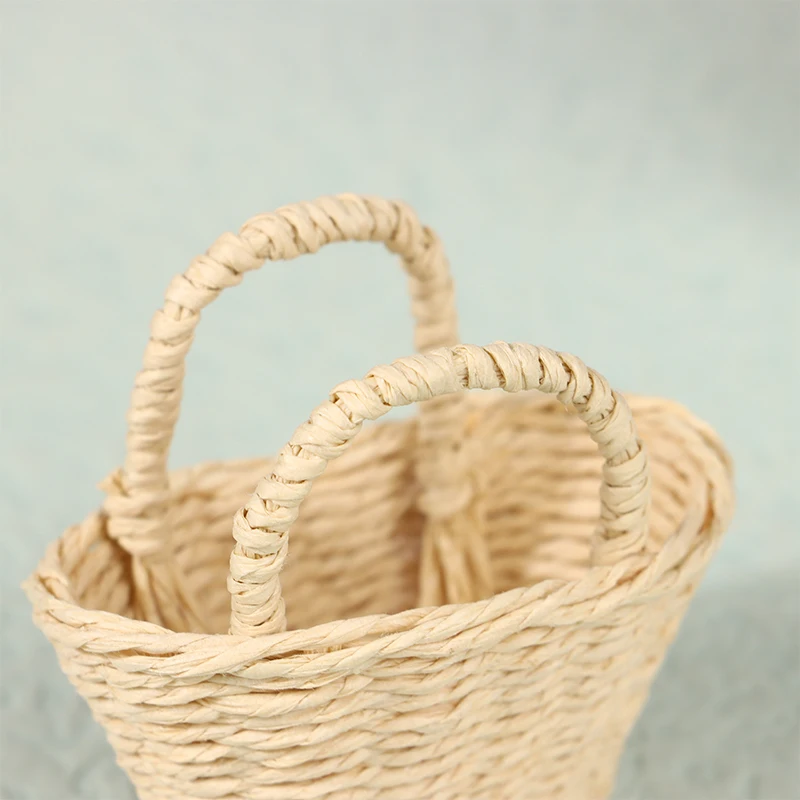 High Quality Mini Cute Dollhouse Rattan Frame Hand-woven Basket Cute Toys Dolls Miniature Decoration