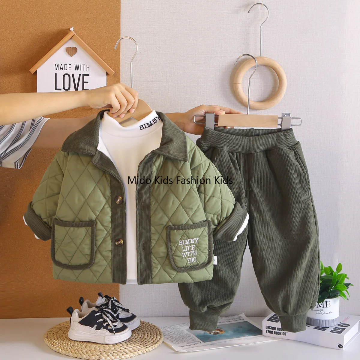 2026 New Toddler Boys 3 Piece Set Autumn Winter Thick Fleece Plaid Outfit Kids Handsome Clothing with Large Pockets
