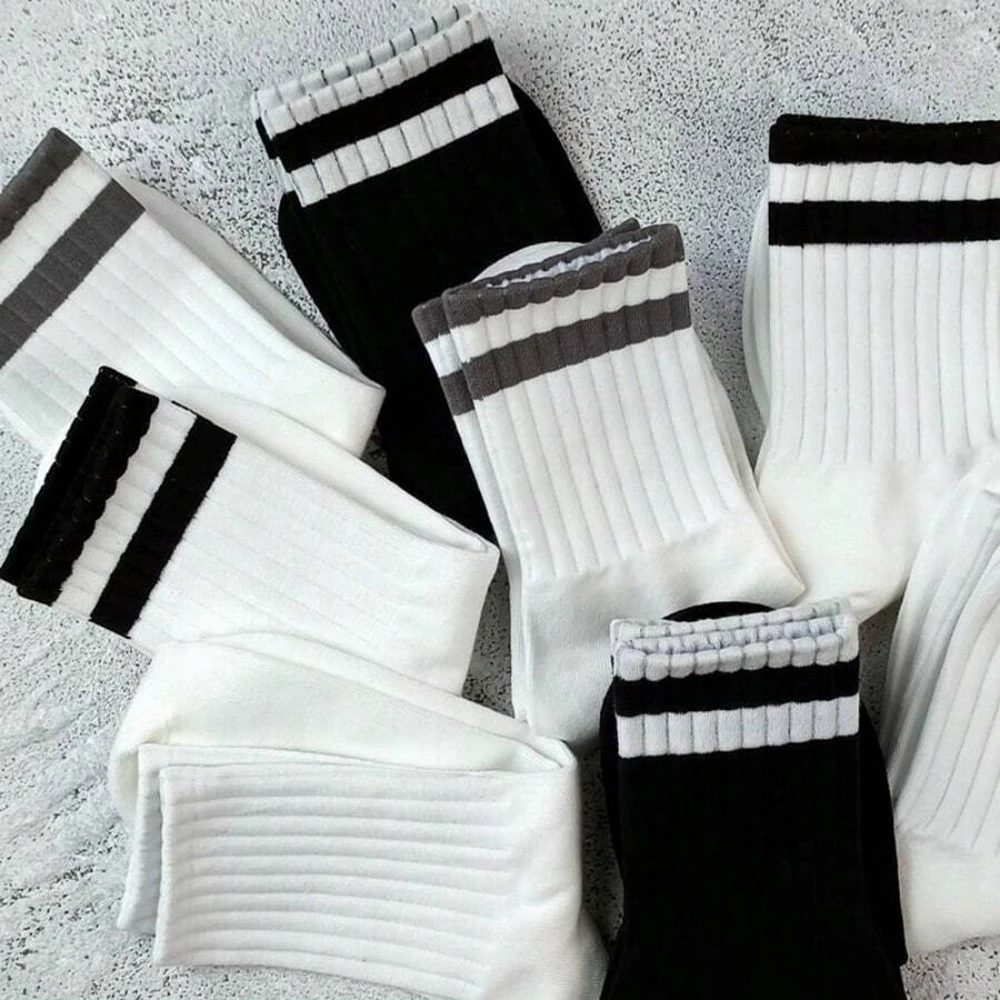 5 Pairs Black White Solid Color Mid Tube Socks Vertical Striped Suitable Both Men Women Sweat Absorbing Breathable Casual Socks