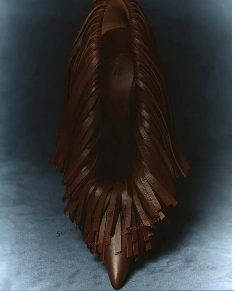 المرأة مضخات جلدية عالية الكعب أشار تو شرابة رقيقة الكعب خنجر أشار تو مضخات النساء هامش أحذية الحفلات الموضة