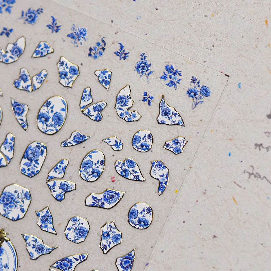 Adesivo per unghie drago in porcellana blu e bianca Adesivi per decorazioni per unghie retrò abbronzanti Decalcomanie per manicure autoadesive cinesi fai-da-te