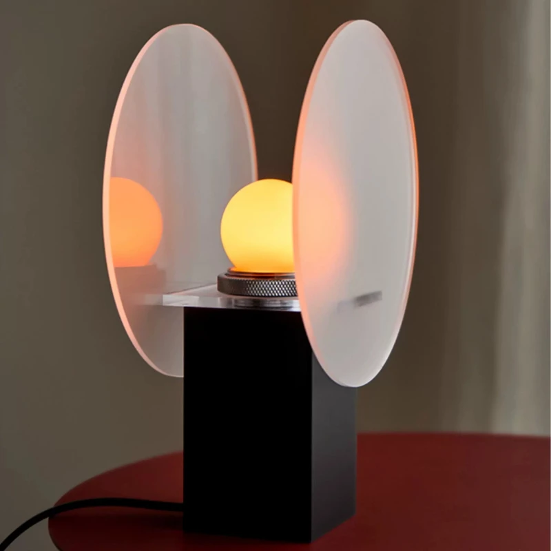 Creative Table Lamp Minimalist Acrylic Unique Bedroom Beside Desk Light Modern Decorative Desktop Lamps Home Mood Lighting
