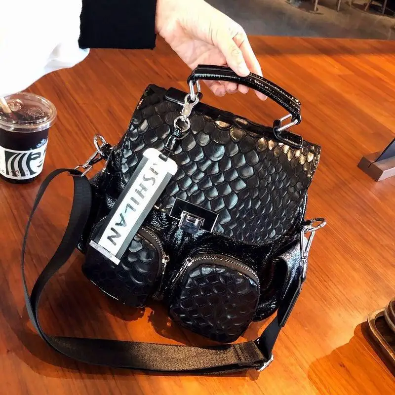 European And American Fashion Luxury Brand Women Bag With Python Pattern Three-dimensional Scale Top Layer Cowhide Shoulder Bag