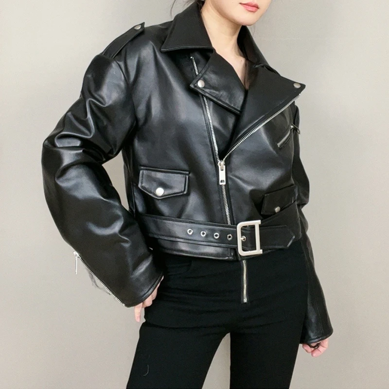 Grüne Schnür-Bikerjacke aus Schaffell mit Gürtel, modisch, für High Street, Damen, diagonaler Reißverschluss, lockere kurze Echtlederjacke