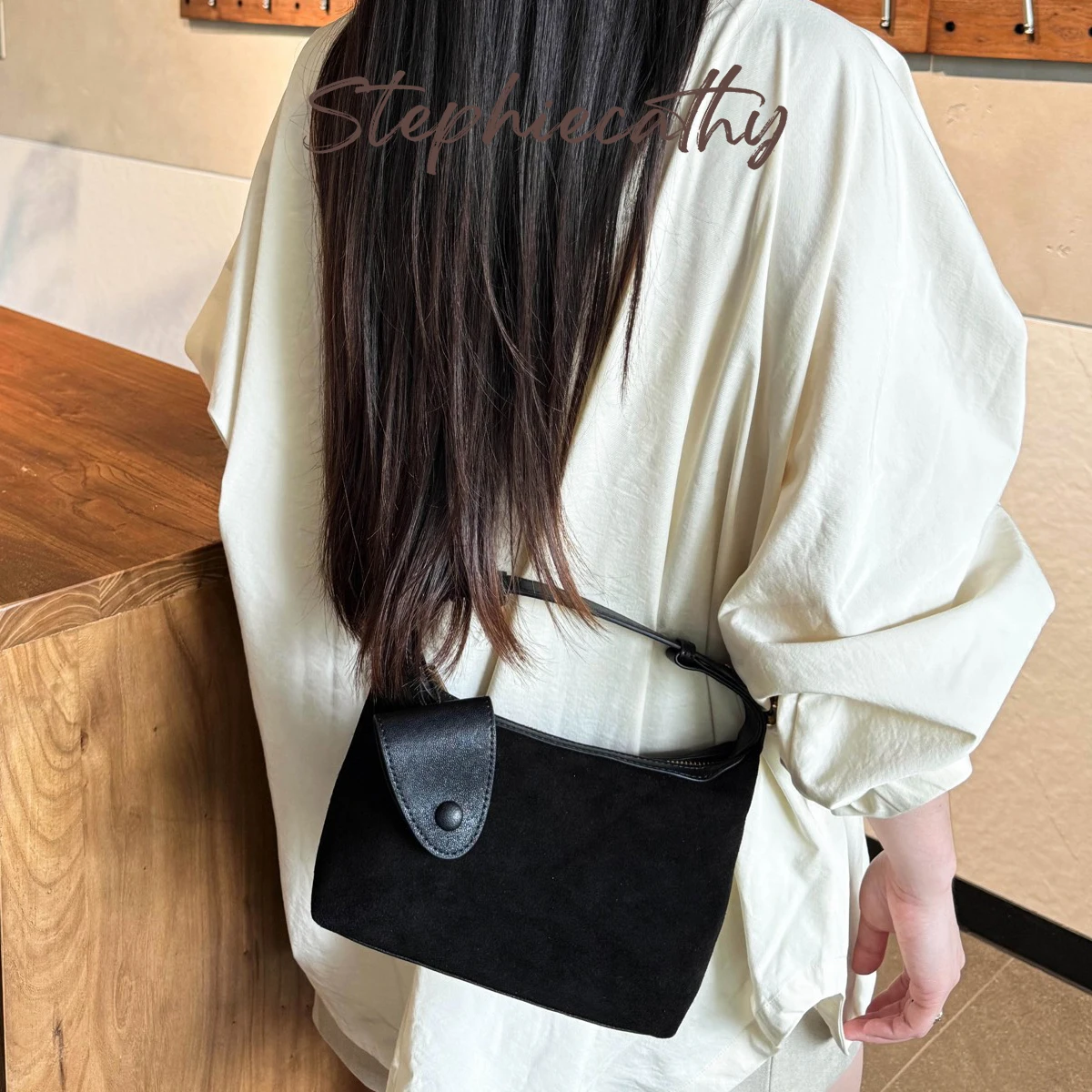 Sac Hobo léger et mignon en cu - Unique Leather Work avis et prix
