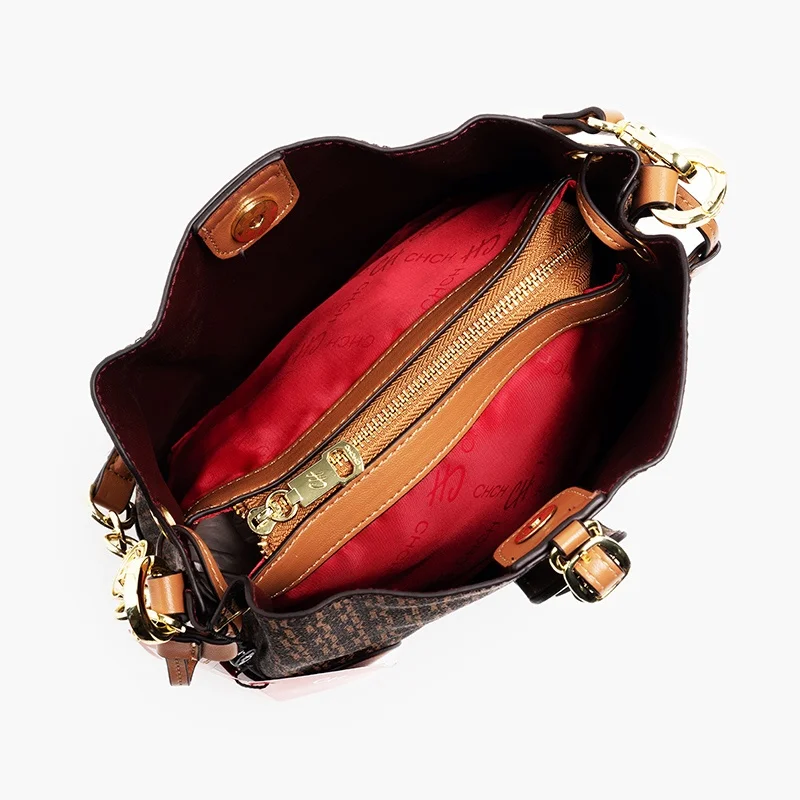 حقيبة كروس نسائية كلاسيكية رائعة ذات سعة كبيرة من CH حقيبة كروس نسائية عصرية وعالية الجودة وخفيفة الوزن