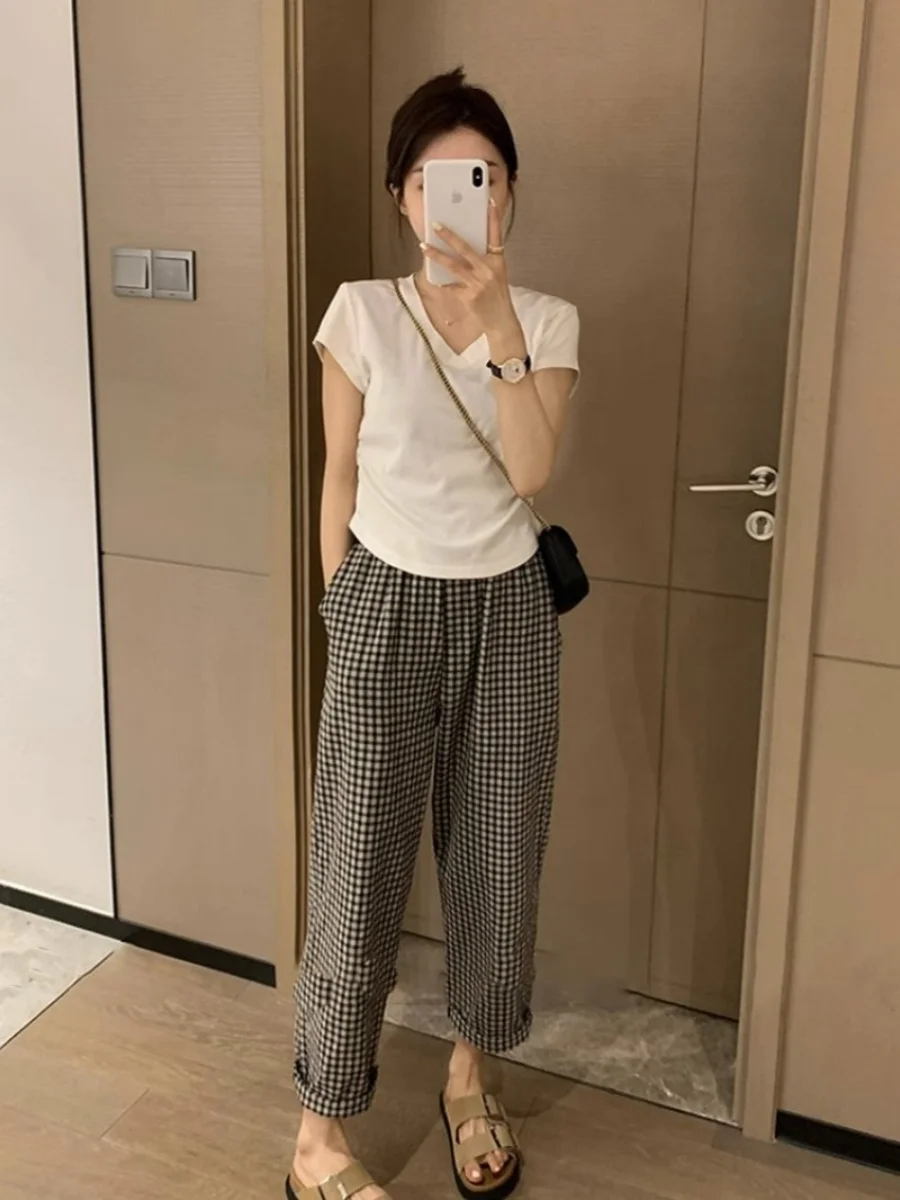 Retro Short Sleeve T-Shirt Women's Fashion Slim Fit V-Neck Top Korean Style Commute Wind Pure Color Summer Thin Model