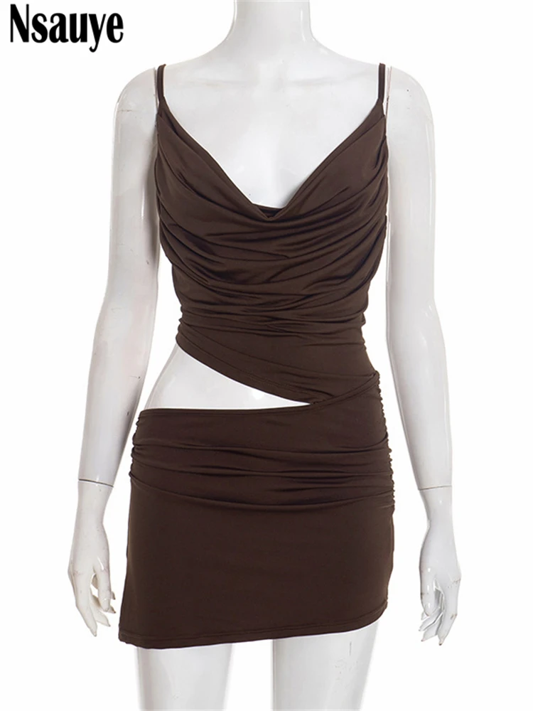 Nsauye Vrouwen Lente Zomer Mode 2026 Mini Mouwloze Laag Uitgesneden V-hals Jurk Outfits Sexy Feestavond Jurk Nachtclub