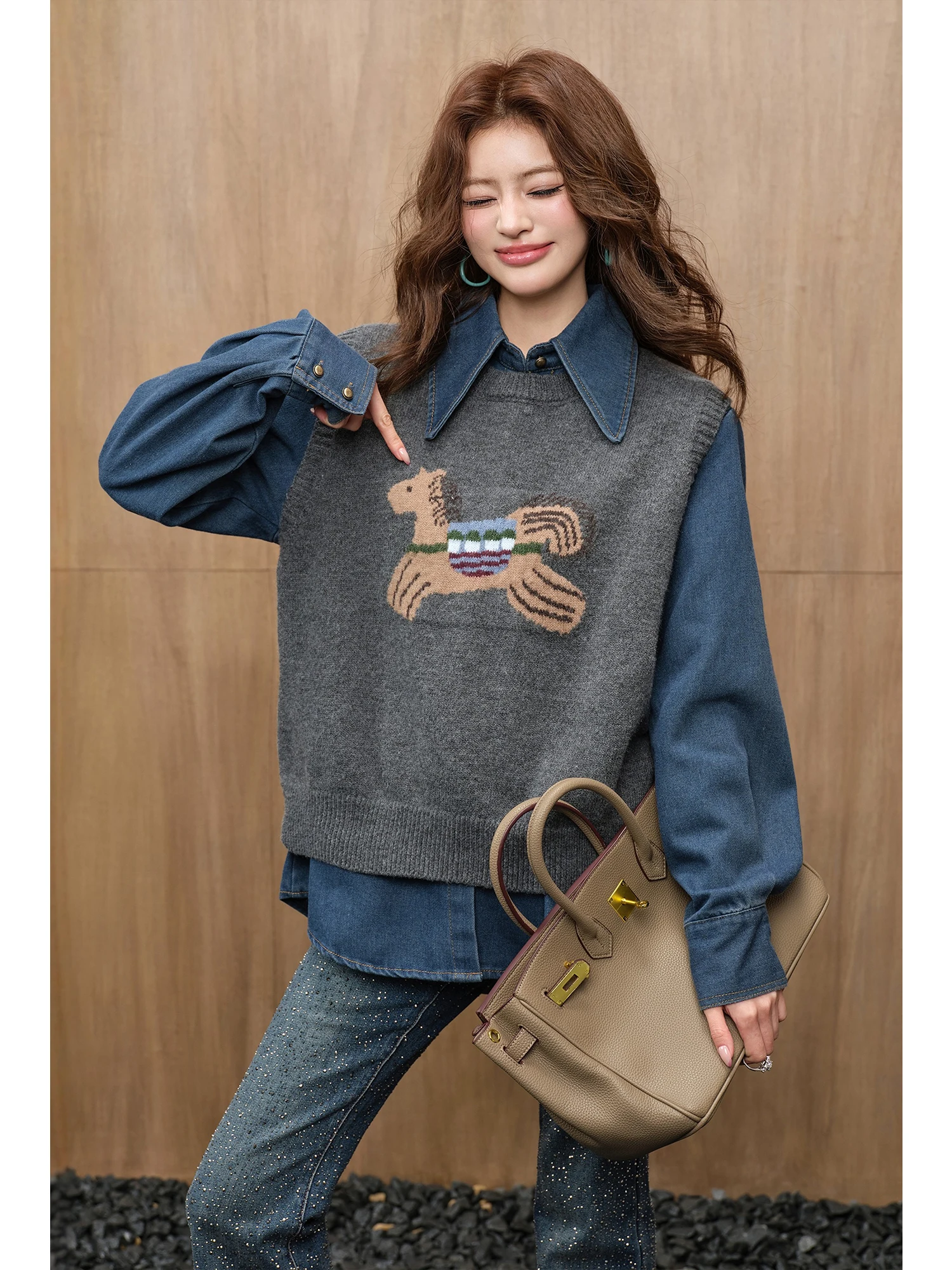 

MIUCO College Sle Cartoon Embroidery Knitted ey Vest And Denim irt Two-Piece Set Women's Faion Casual irt