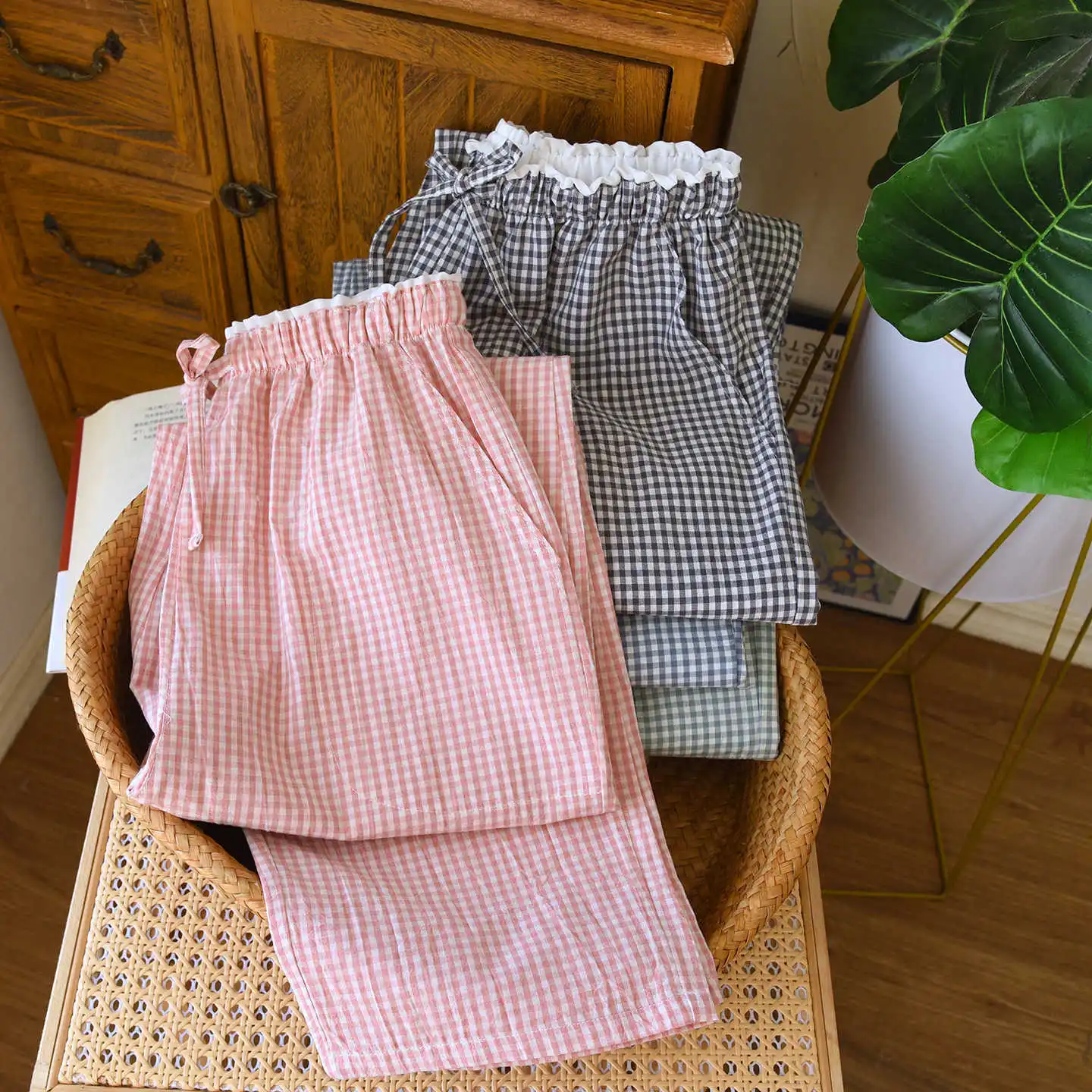 

Multi Colors Small Plaid Design Cotton Pajama Pants for Women Spring Suitable for Homewear Pantalones Mujer Verano 2026