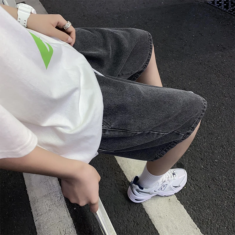 Denim Shorts Male Harajuku Fashion Baggy Retro Knee-length Pants Male Street Hip-hop Straight Casual Jeans Shorts