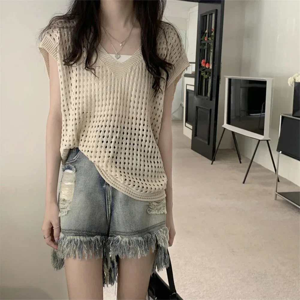 Summer Knit Pullover Women V-neck Hollow Out Knitted Vest Women's Japan Style Vest V-neck Pullover Sweetheart Top