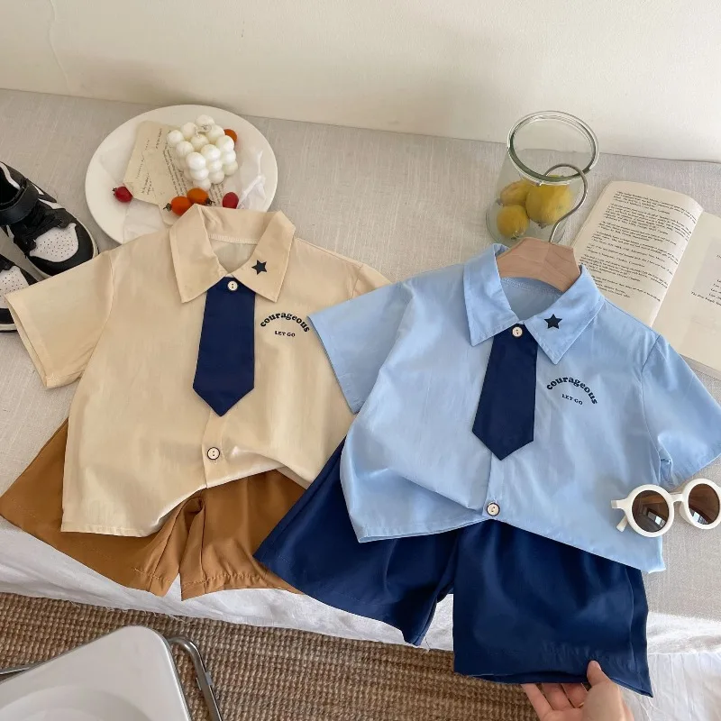 RAISE Sommer Kinder Jungen 2-teiliges Kleidungsset aus Musselin mit dünnem Buchstaben-Print und Krawatte, lässige einfarbige Hemdenanzüge für Jungen, 1-10 Jahre, Shorts-Outfit