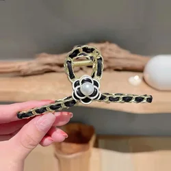 luxury brand Retro Camellia Hairpin Large Crab hair pins Women's 2024 New Shark Clip accessories for girls