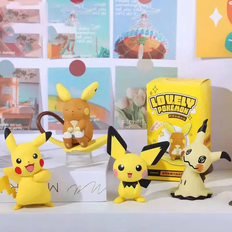 Figuras de Pokémon Anime Kawaii Pikachu Pichu Togedemaru región de Alola Raichu Mimikyu juguetes modelo coleccionar muñecas regalo para niños niño