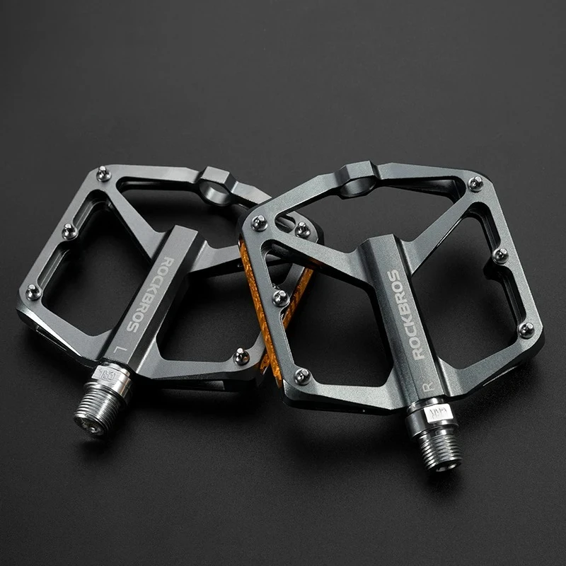 

Bicycle Pedals Save Effort Aluminum Alloy Anti-slip MTB Road Mountain Reflective Bearing Cycling Pedals Bike Accessory