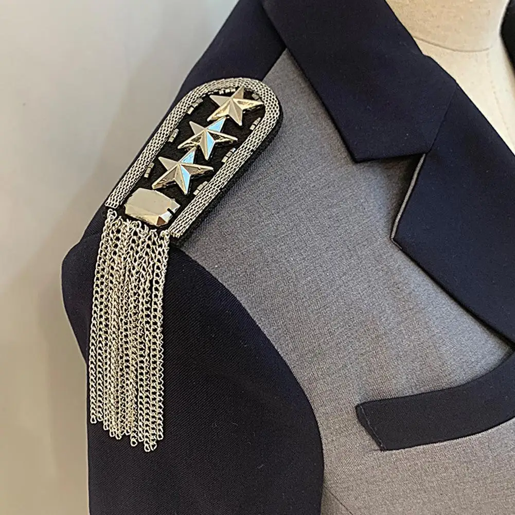 Shoulder Badge Tassel Chain Charming Shiny Performance Dress Accessories Tassel Epaulet for Unisex Metal Tassel Epaulette
