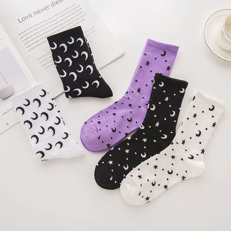 

Women Purple Cotton Skateboard Street Hip Hop Socks Unisex Harajuku Calcetines Girls Sokken Stars Moon Funny printing