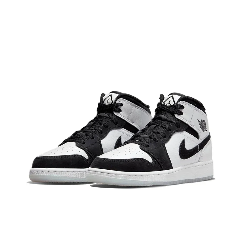 Original Air Jordan 1 Mid 'Oreo'Black and White Color GS Size For Women Classic Retro Basketball Sneakers Shoes DN4321-100