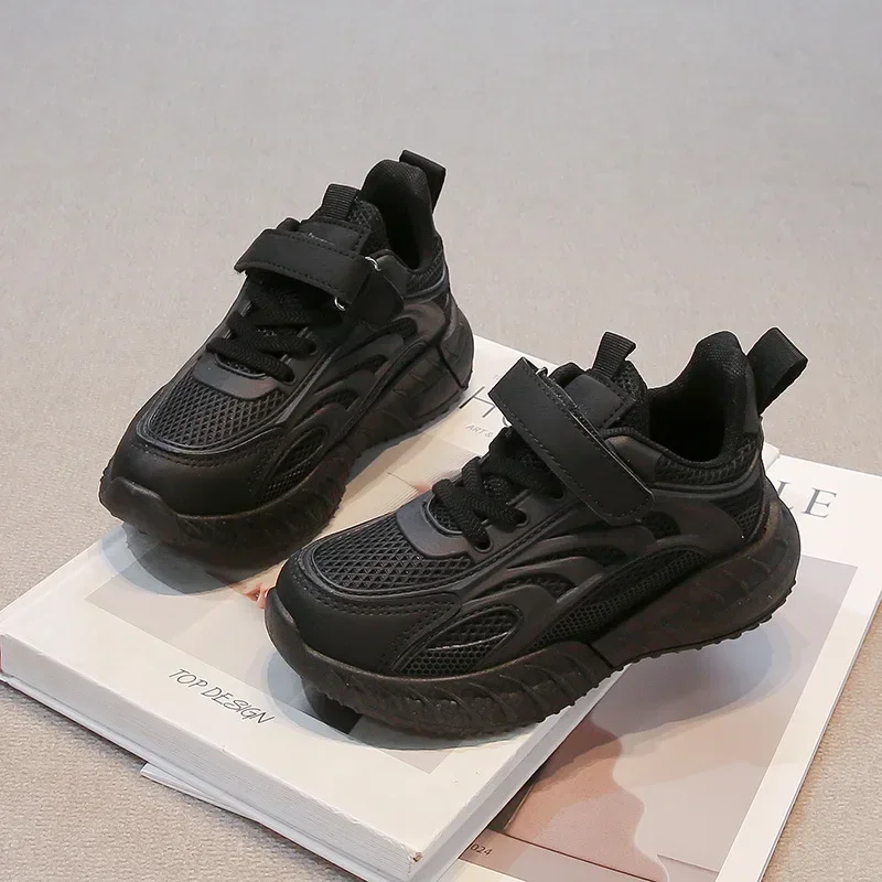 

Students Sports Shoes Black White for School Kids Sneakers Mesh Breathable 2025 New Children Running Shoes Soft Sole Non-slip
